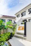 Not late Great Wall Landscape Private Soup Homestay 옌칭 현 스포츠 파크 주변 호텔