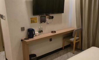 Mengcheng Blue Moon Intelligent Hotel