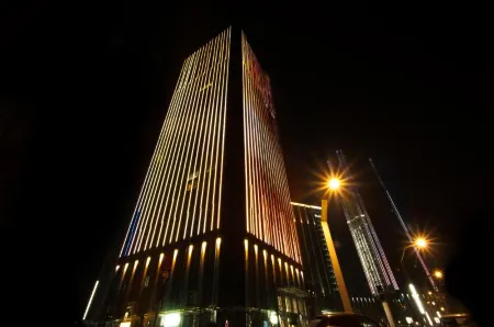 OAK Oak Hotel Отели рядом с достопримечательностью «Taishan Longquan Temple»