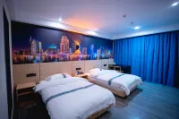 Sinan Chengxi Intelligent E-sports Hotel