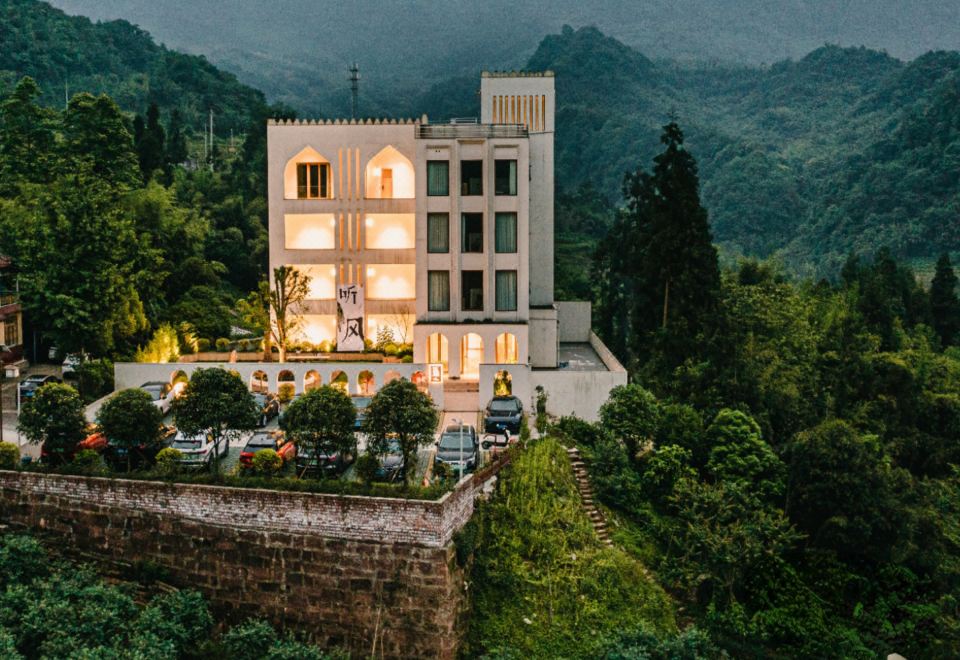 hotel overview picture