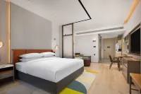 Home2 Suites by Hilton Chongqing Wushan Các khách sạn ở Vu Sơn