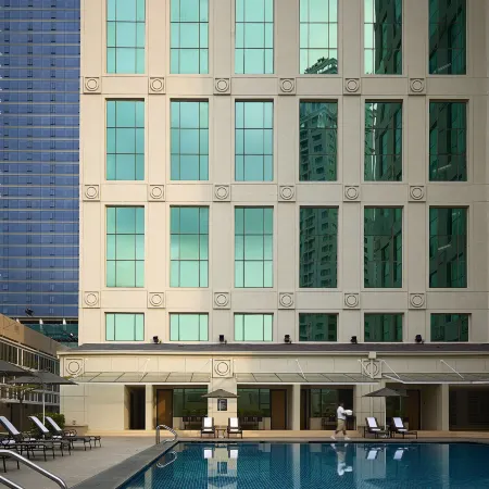 JW Marriott Hotel Kuala Lumpur Отели рядом с достопримечательностью «Торговый центр Starhill Gallery»