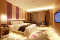 Yuefeng Hotel (Shouguang International Convention and Exhibition Center) Hotels near Shouguang Vegetable Hi-Tech Demonstration Park