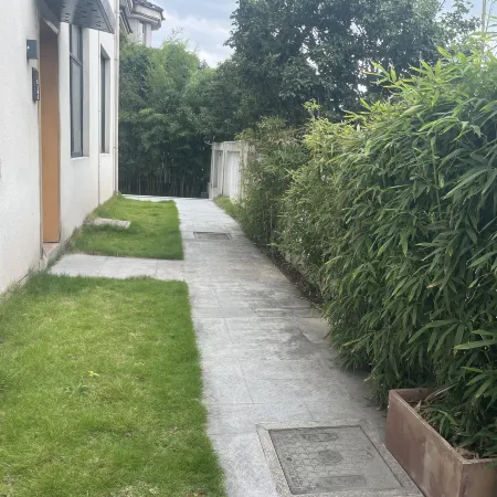Yinyao Qinglu Hengdian Xingshu Hostel