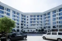 Huafeng Hotel - parkir