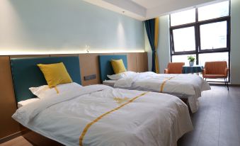 Nyima Haoyuan Grand Hotel