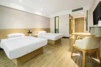 City Comfort Inn Hotel (Baise Forest Central City Hengji Plaza)