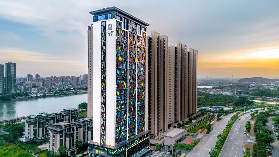 Jade Bay Hotel