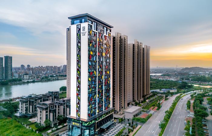 Jade Bay Hotel