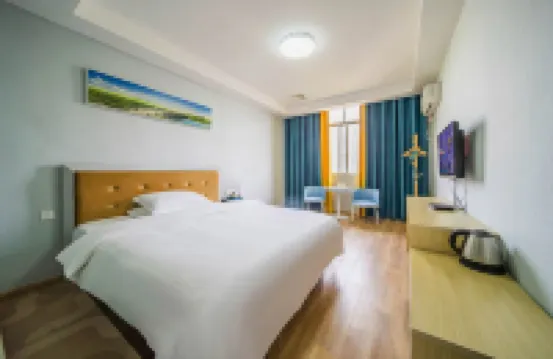 Yuanjia Hotel (Moon River)