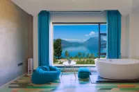 Lugu Lake Fruitsinn