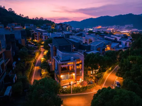Yi'an Xiaolou B&B (Lushan Hot Spring Resort Branch)