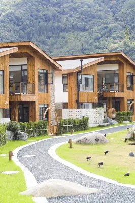 Pingwu Laohe Story Art Mountain Lodge Hotels near Jiangyou Barrier