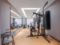 Vienna International Hotel (Luohe West Railway Station) Hotels in Luohe