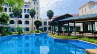 Xingyi Zhaozhuang Resort Hotel