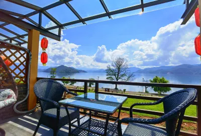 Yunlv Guanhu Inn