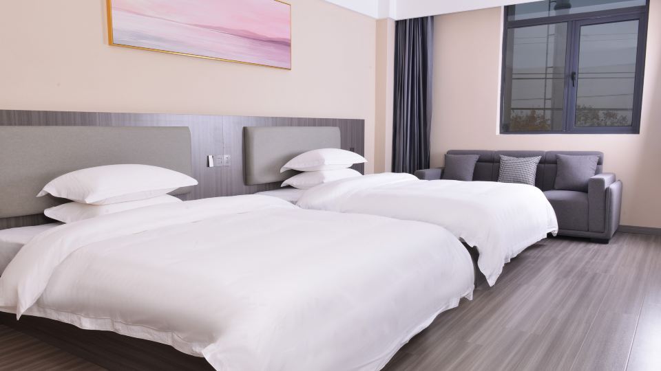 Holiday Inn Jianghai Bay