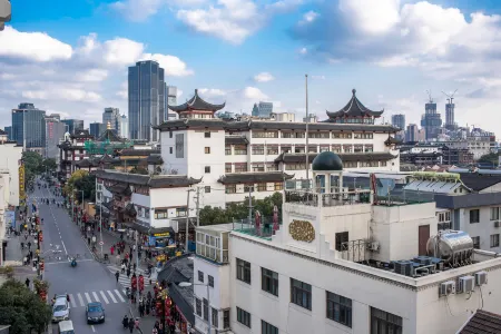 Shanghai Moxi Apartment (Chenghuangmiao Yuyuan Branch)