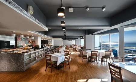 CT GREEN BAY HOT-SPRING HOTEL Отели рядом с достопримечательностью «Yehliu Geopark»