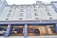吉姆斯湯姆吉飯店 Alley Way wirye附近的飯店