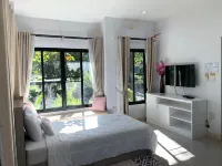 Baan Pingkan Wellness Resort Hoteles en San Kamphaeng