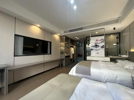 Runlai Hotel Отели рядом с достопримечательностью «Houhe Wetland Park»