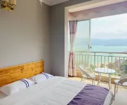 Zixing Lakeside Homestay Farm Stay