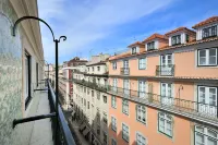 Vincci Baixa Hotels near Arco da Rua Augusta