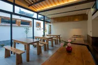 Hongcun Nanhu Guanyuan · Designer Lakeview Vacation Apartment - breakfast