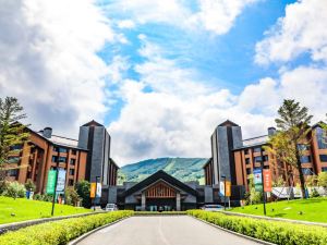 Lake Songhua Seibu Prince Hotel