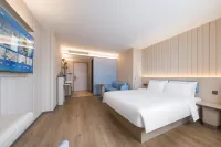 HanTing Hotel (Shanghai Guoji Dujia Lüyouqu Chuansha Road) Hotels in Shanghai