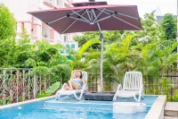 Flower Building Xianghai Hanshe Homestay (Beihai Yintan International Passenger Port)