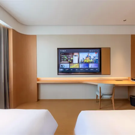 J Hotel Zhengzhou Zhenghong City Science and Technology Market Zhihui City Branch Отели рядом с достопримечательностью «Хэнаньский факультет легкой промышленности (Yuan Tin Campus)»