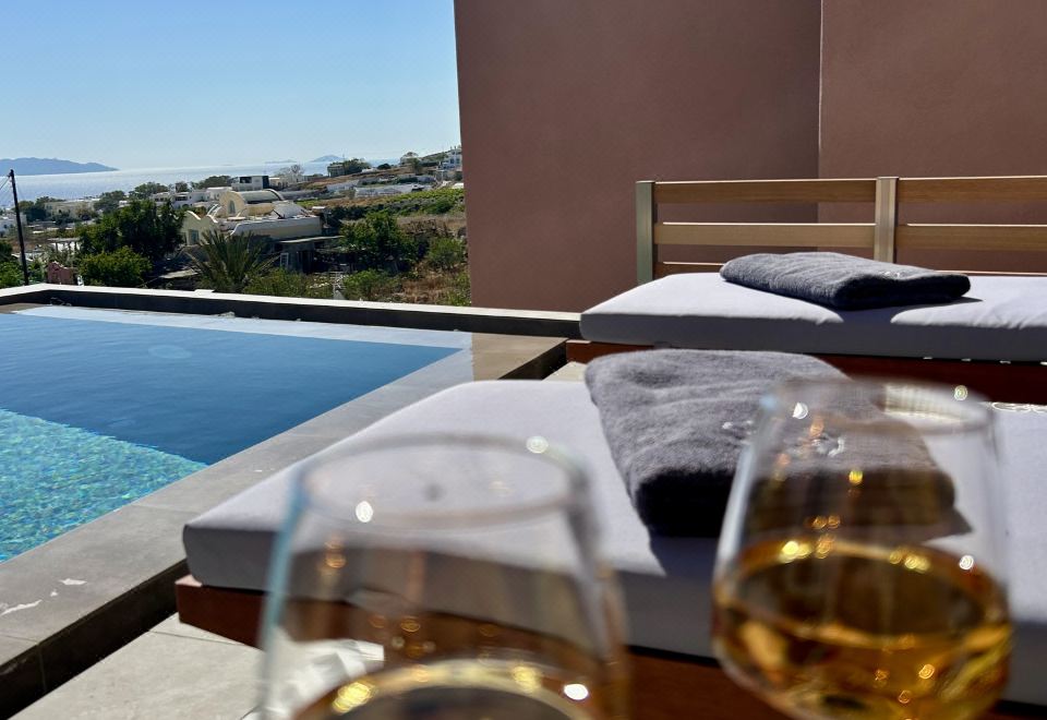 골든 모먼트스 빌라 외관 및 주차장