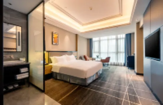 Fuzhou Sanfang Qixiang Bailian Smart Hotel (Wuyi Square)