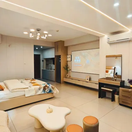 Jilin Wanyue Homestay (Jilin Railway Station Caiwu Plaza)