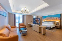 Vienna International Hotel 5.0 Lianyungang Haizhou Park Oriental Leading Show Hotel in zona Anhui University of Science & Technology Lianyungang Teaching Department