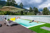 Enshi Grand Canyon Island • Scenic View • Parent Child • Leisure Vacation Homestay