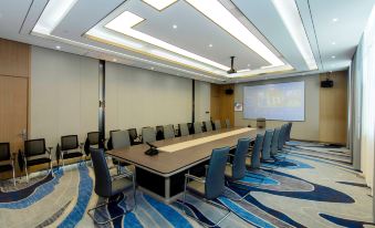 Weishi East View International Hotel