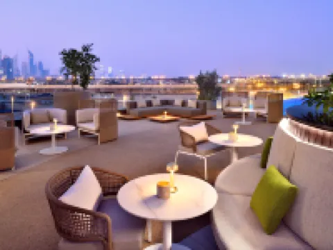 فندق إنديغو دبي داون تاون Hotels near دبي أكواريوم وحديقة الحيوانات