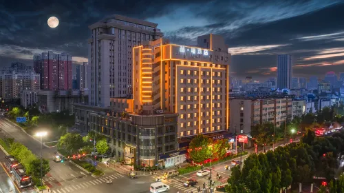 喆啡飯店（鄭州曼哈頓燕莊地鐵站店） 外觀 Photos