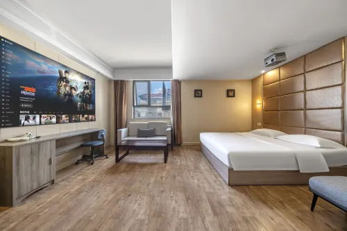 Yi Ting Hotel(Xinyang Railway Station) - Balkon
