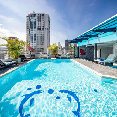 더 서머 호텔 2/4 스퀘어 주변 호텔