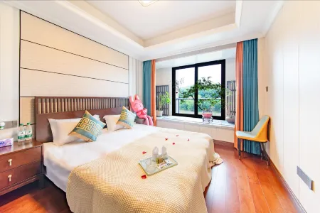 Longzhimeng Lake Mengju Villa Homestay Отели рядом с достопримечательностью «Taihu Lake Longemont Paradise»