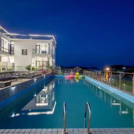 Floral Hotel·Taizhou Shiguang Hotel (Shangda Chendao Branch)