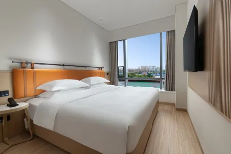 LIVING MINYOUN PERENNIAL TIANJIN(Tianjinnan Railway Station West Square) Отели рядом с достопримечательностью «Jixian»