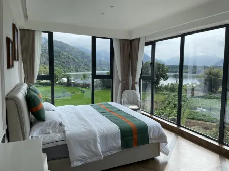 The Peak & Lake Tennis-Themed Resort Отели рядом с достопримечательностью «Yongjia Academy»