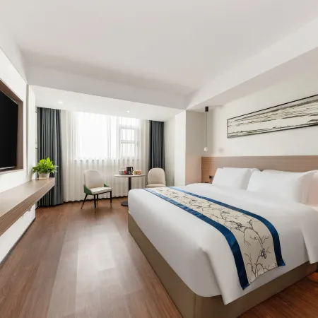 Guoyun Hotel (Dengzhou Renmin Road Bureau of Commerce)