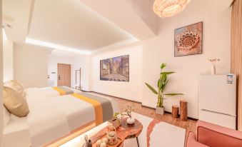 Jane Eyre Designer Hotel